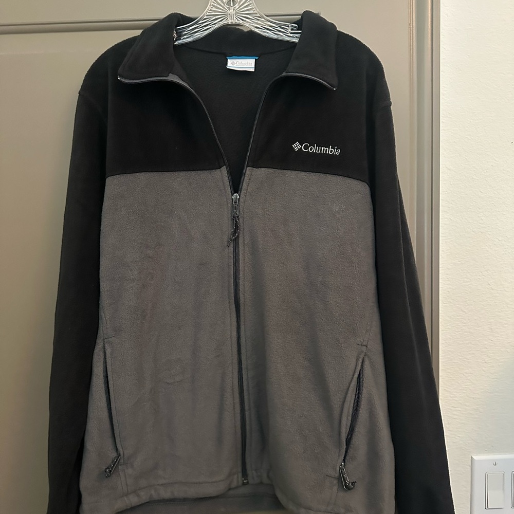 Columbia Black Fleece Jacket